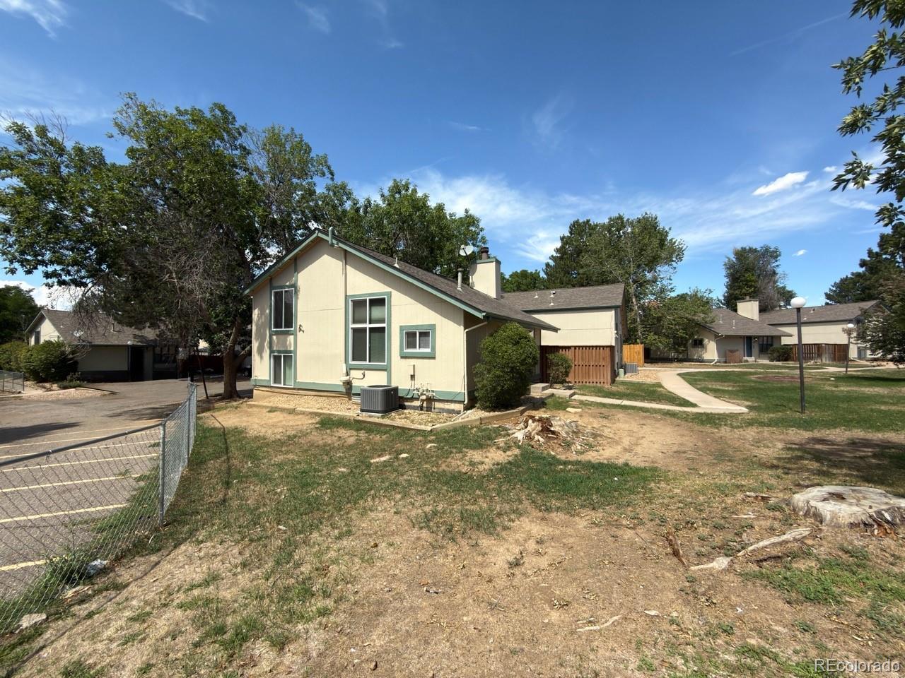 MLS Image #2 for 3762 s danube circle,aurora, Colorado