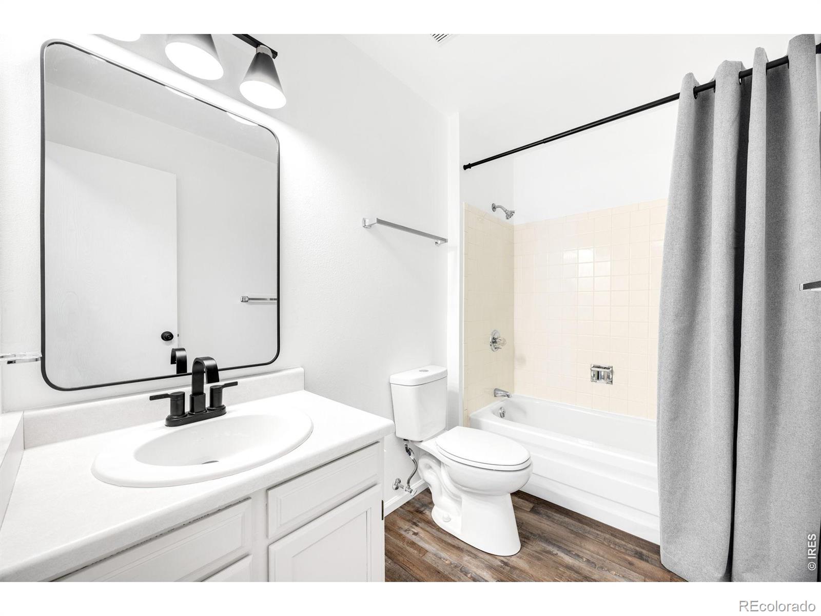 MLS Image #13 for 2314  bowen street,longmont, Colorado