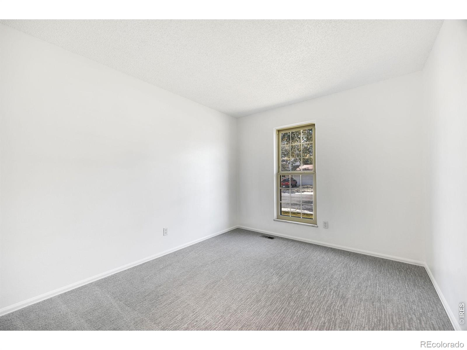 MLS Image #21 for 2314  bowen street,longmont, Colorado