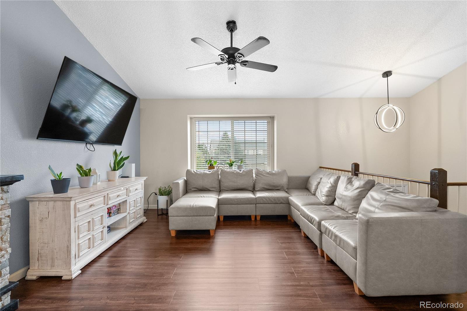MLS Image #1 for 2524  weyburn way,colorado springs, Colorado