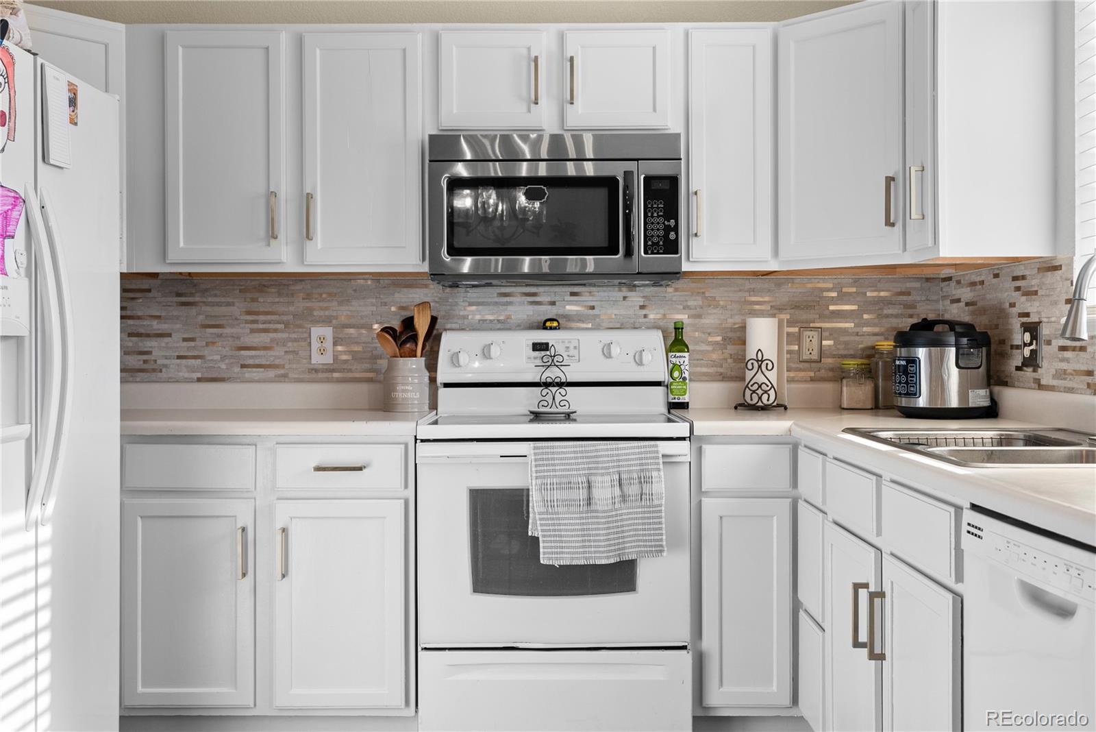 MLS Image #3 for 2524  weyburn way,colorado springs, Colorado