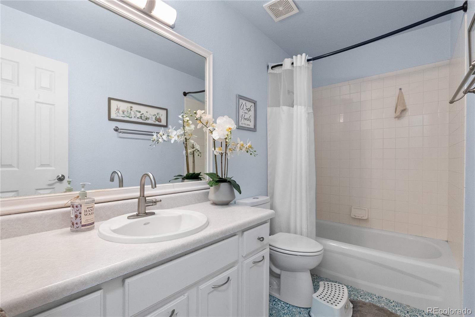 MLS Image #4 for 2524  weyburn way,colorado springs, Colorado