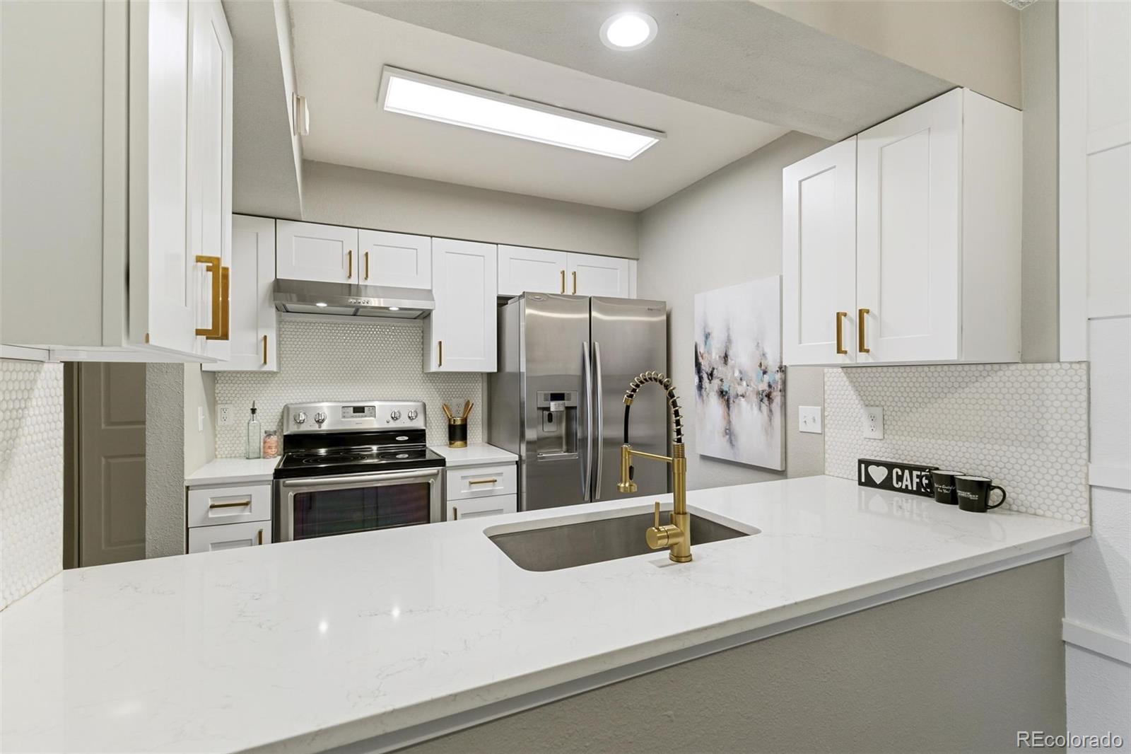 MLS Image #11 for 459  wright street,denver, Colorado