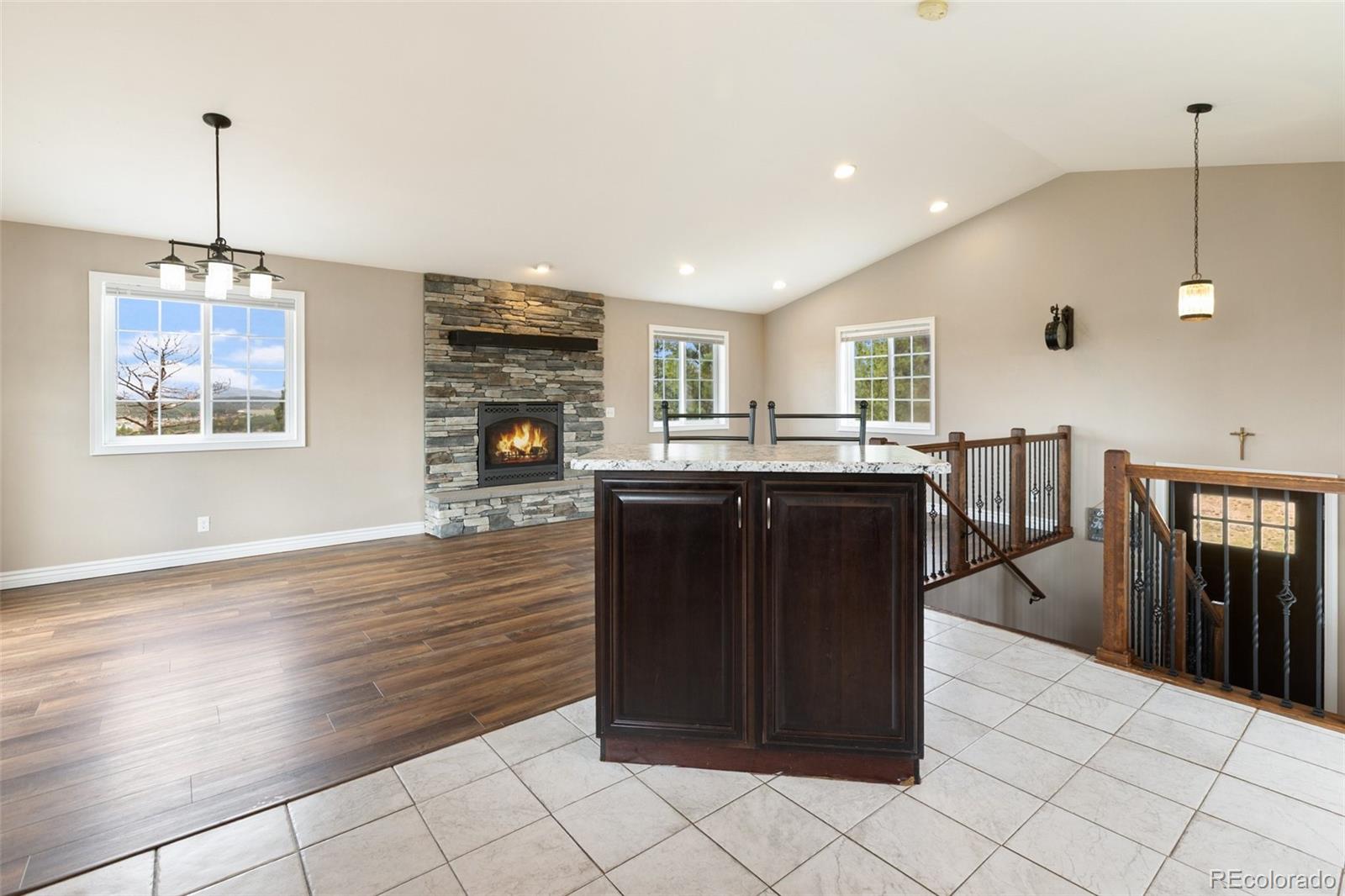 MLS Image #11 for 127  carlton circle,florissant, Colorado