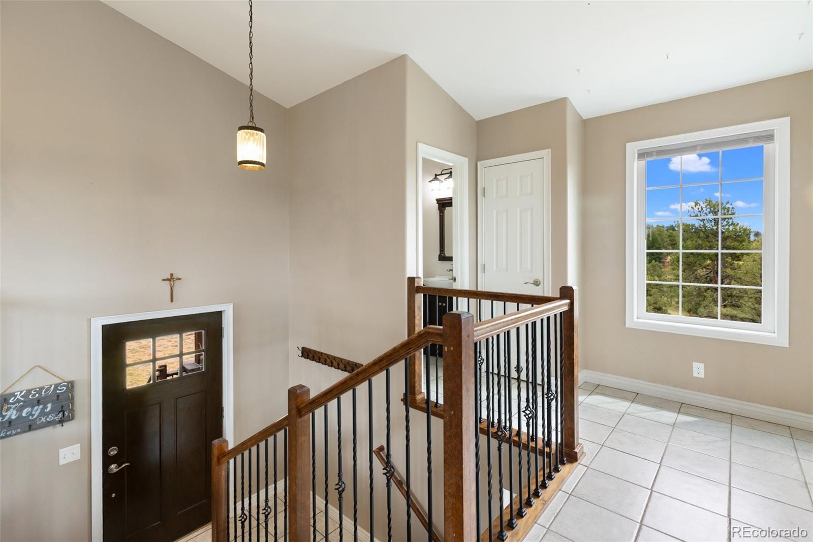 MLS Image #14 for 127  carlton circle,florissant, Colorado
