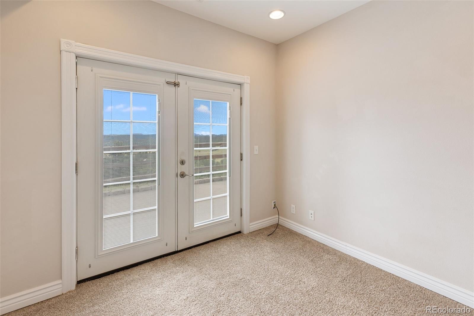 MLS Image #19 for 127  carlton circle,florissant, Colorado