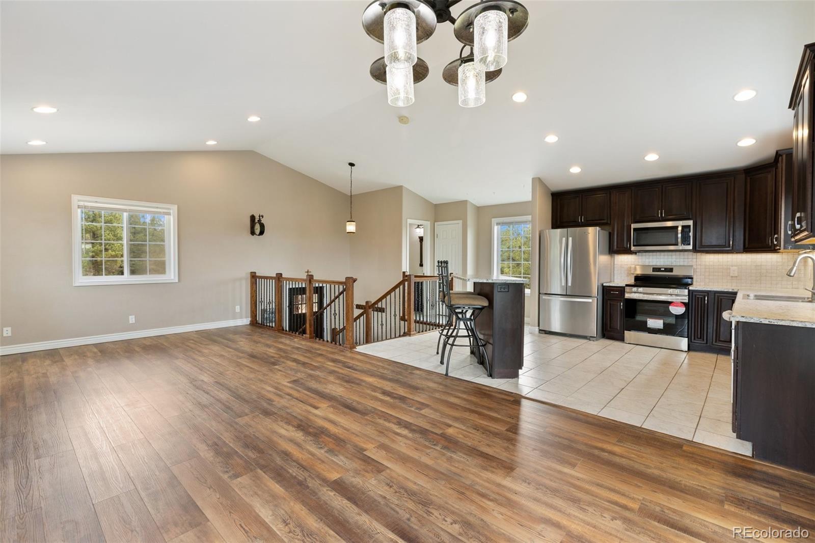 MLS Image #6 for 127  carlton circle,florissant, Colorado