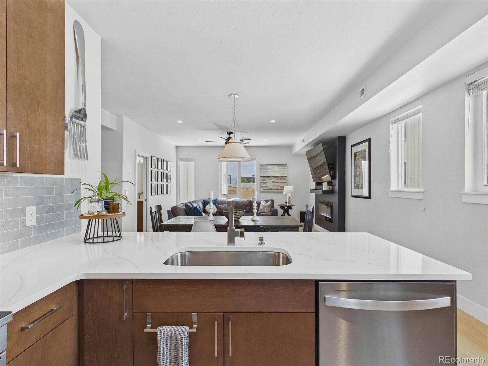 MLS Image #7 for 3541 s emerson street,englewood, Colorado