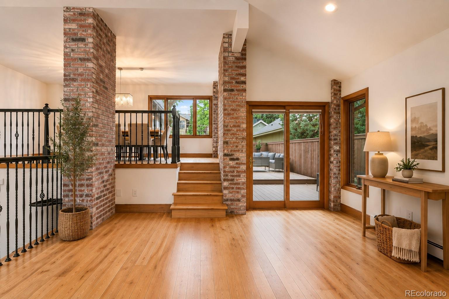 MLS Image #10 for 350 n marion street,denver, Colorado
