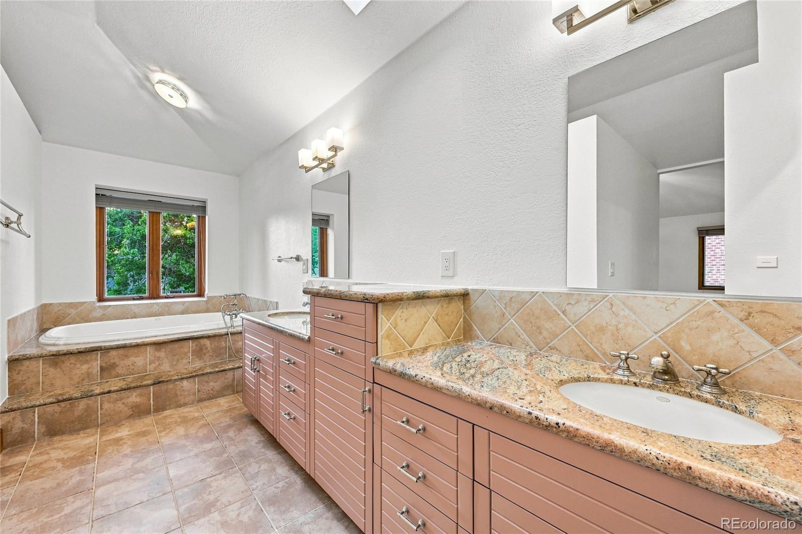 MLS Image #30 for 350 n marion street,denver, Colorado