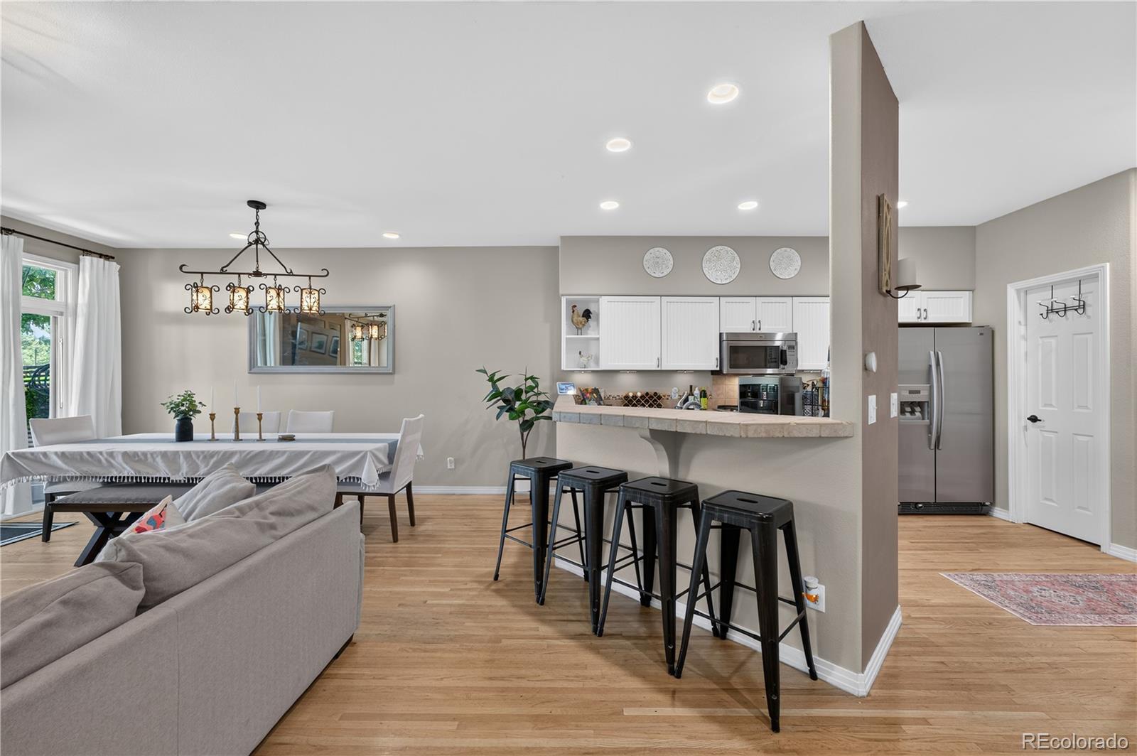 MLS Image #11 for 558 s elm street ,denver, Colorado
