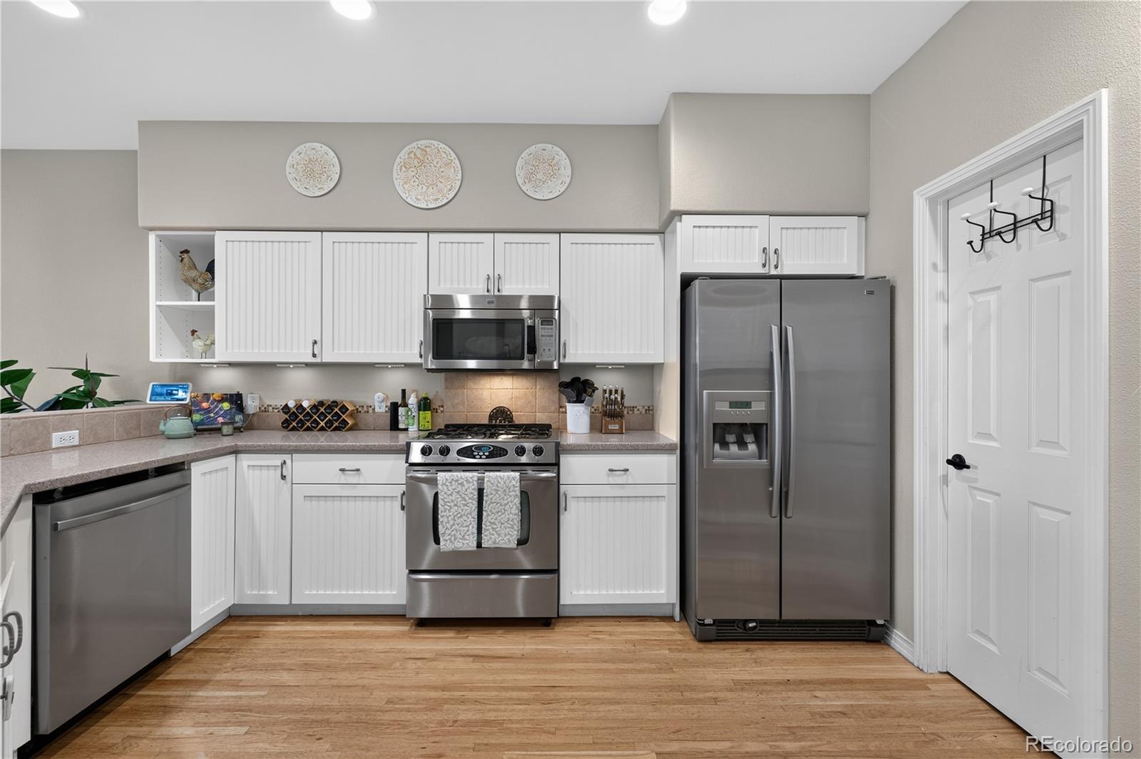 MLS Image #14 for 558 s elm street ,denver, Colorado