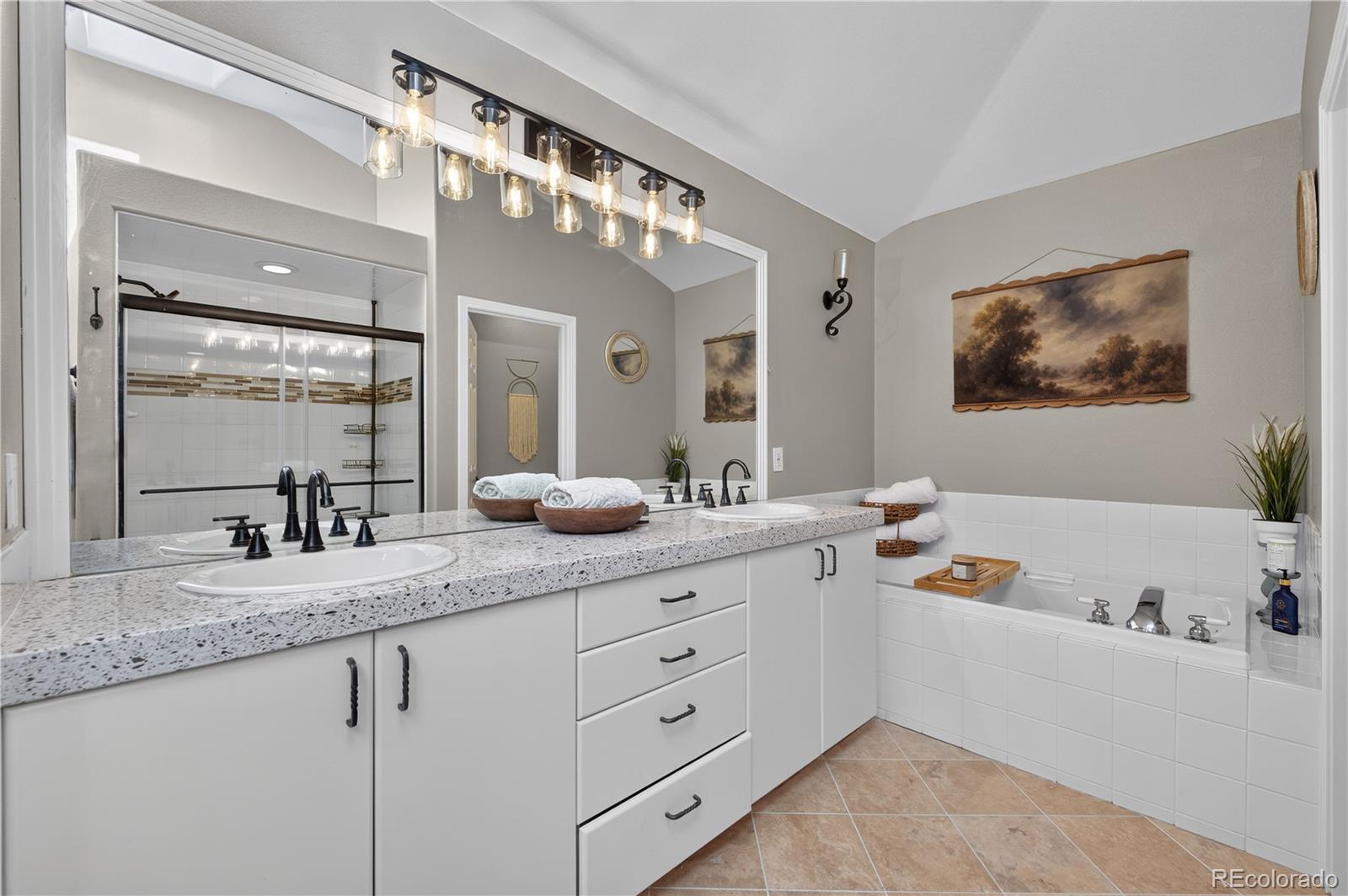 MLS Image #19 for 558 s elm street ,denver, Colorado