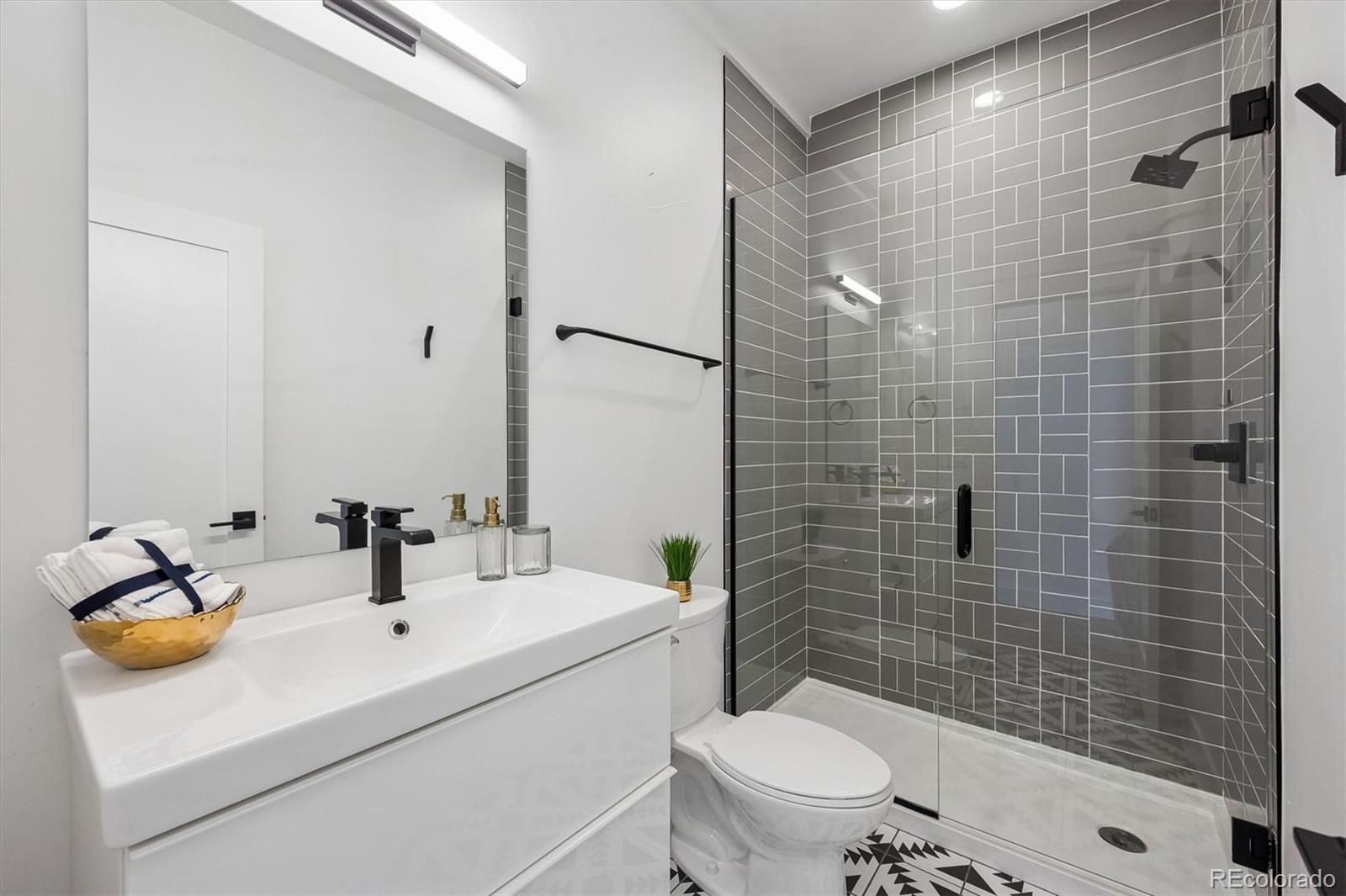 MLS Image #12 for 3124 n gilpin street ,denver, Colorado