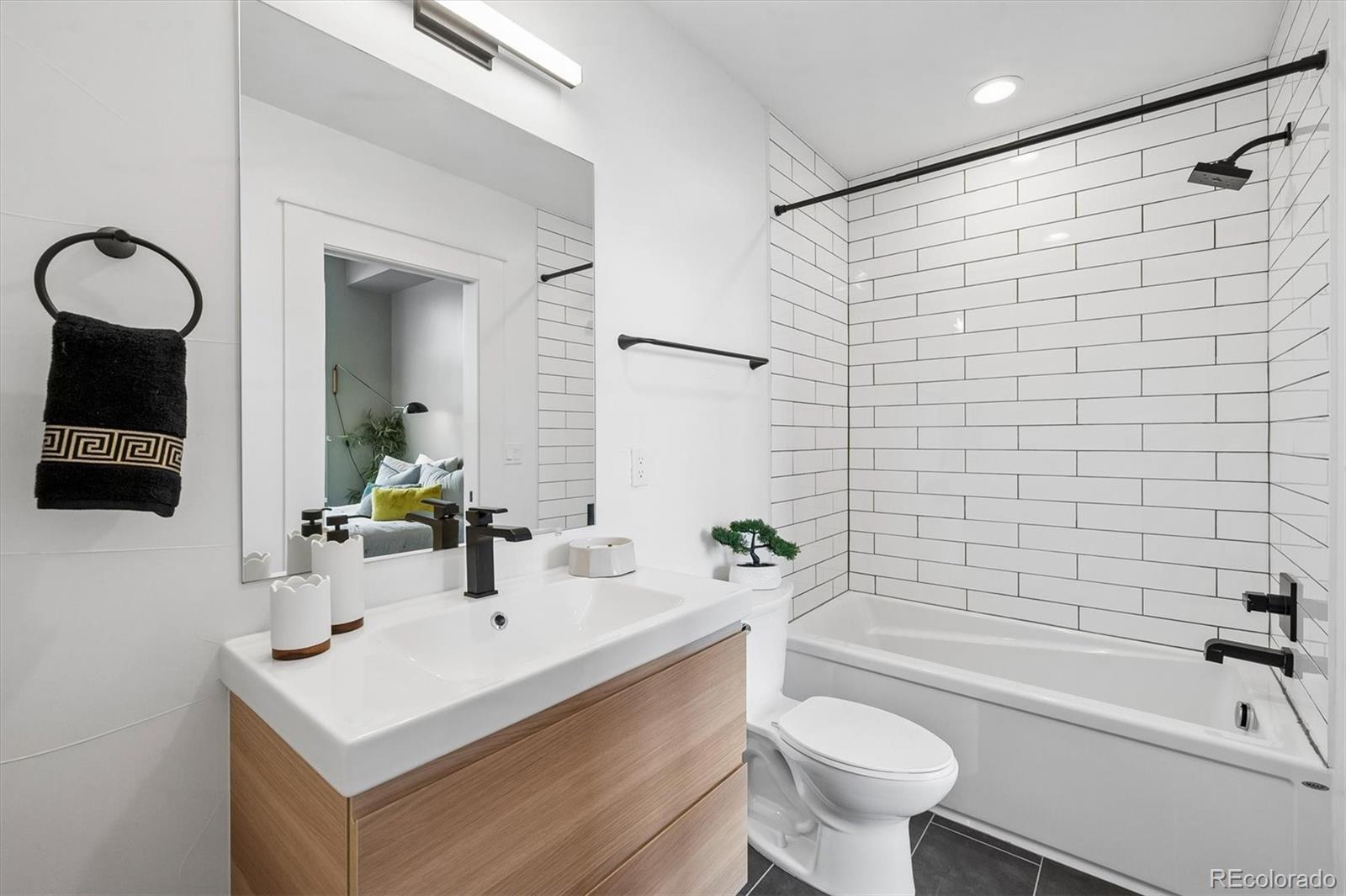 MLS Image #6 for 3124 n gilpin street ,denver, Colorado