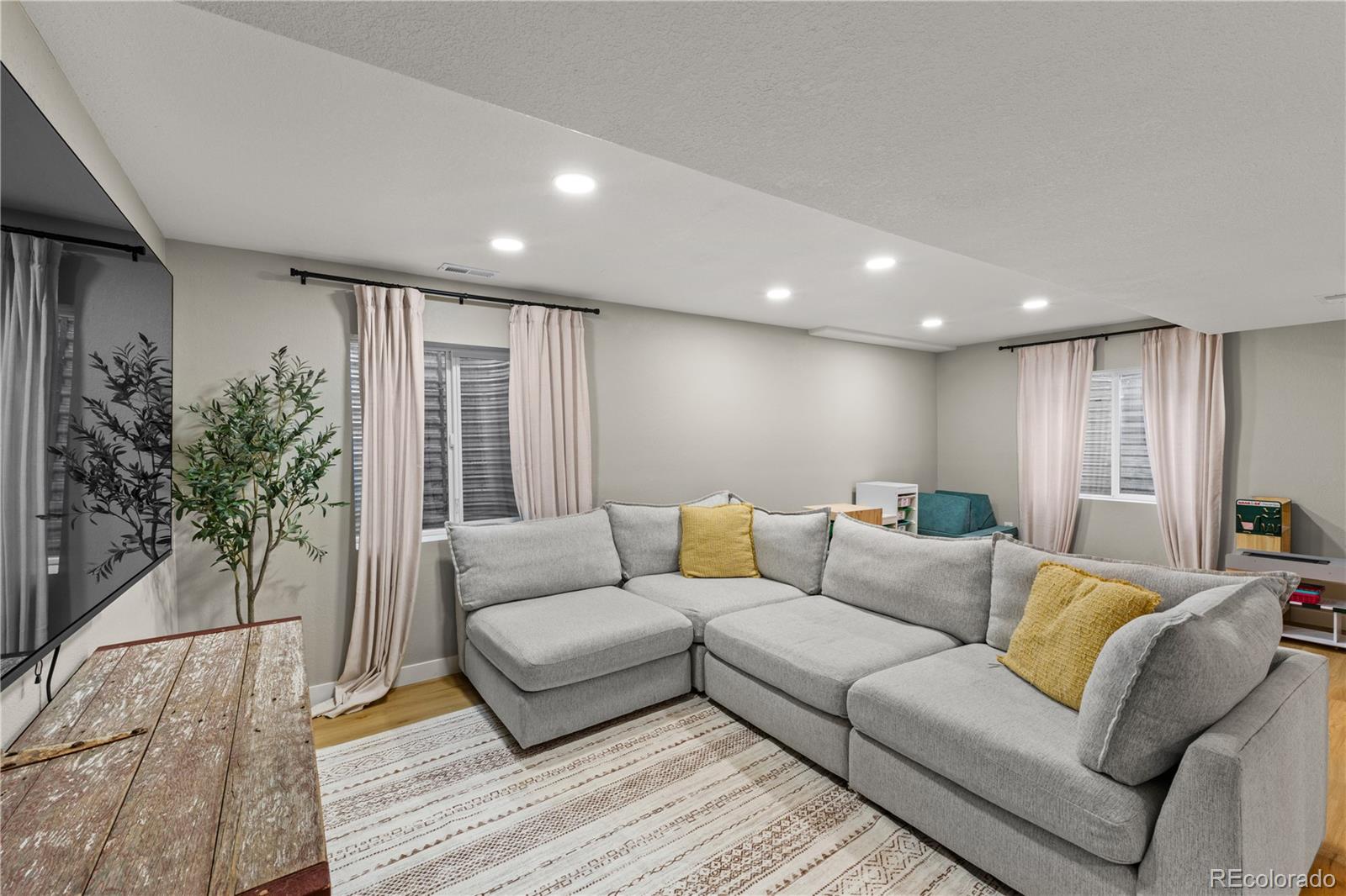 MLS Image #13 for 6155  graden street,frederick, Colorado