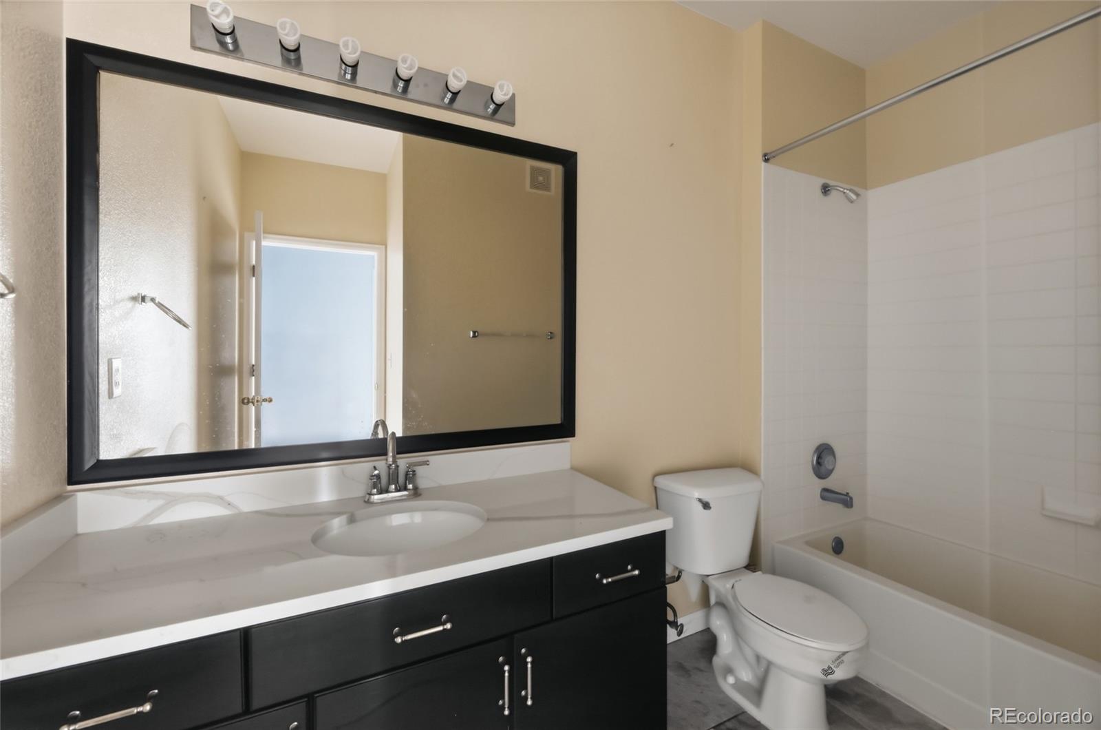 MLS Image #13 for 14261 e 1st drive,aurora, Colorado