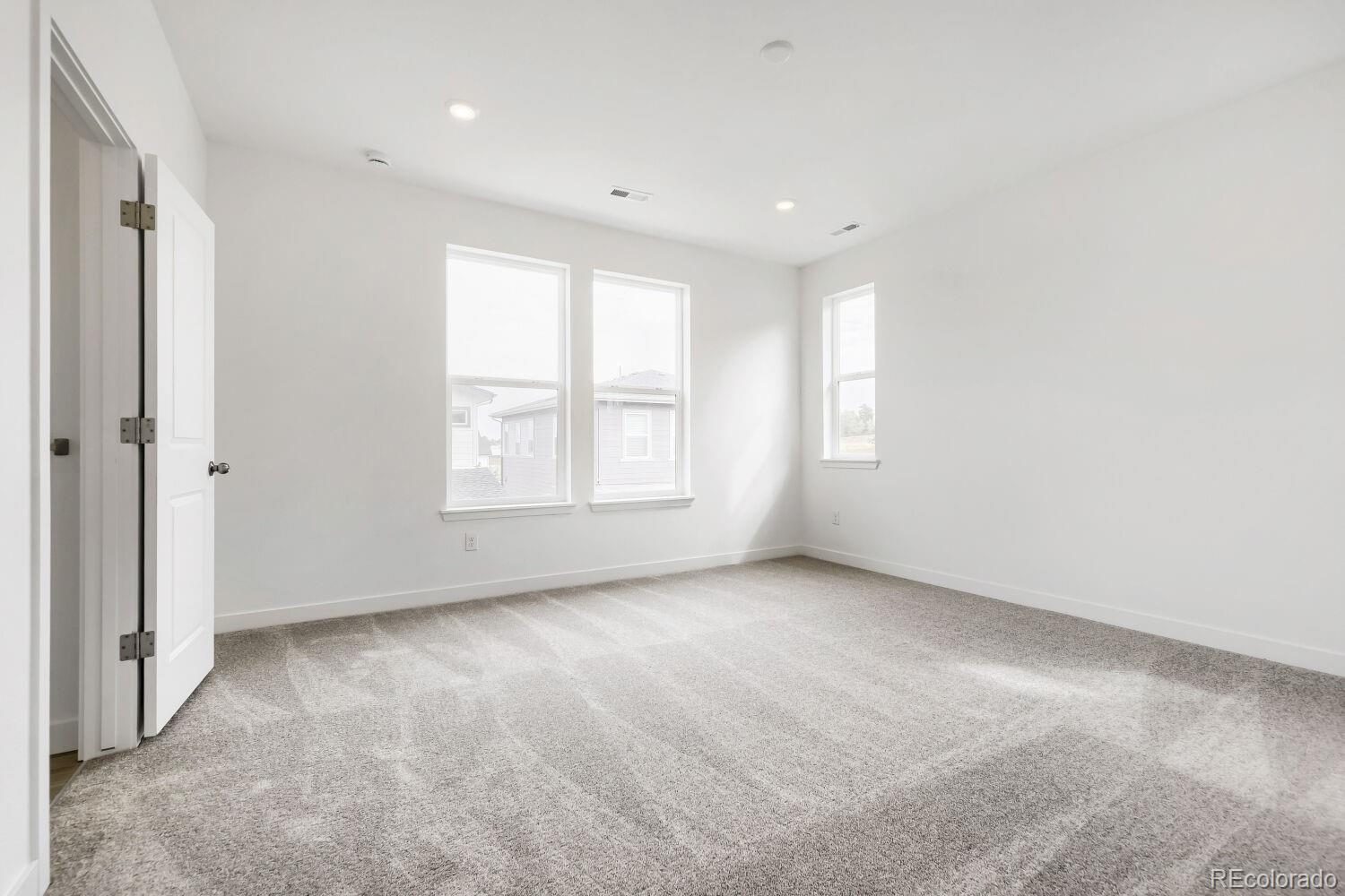 MLS Image #6 for 7709 s mobile way,centennial, Colorado