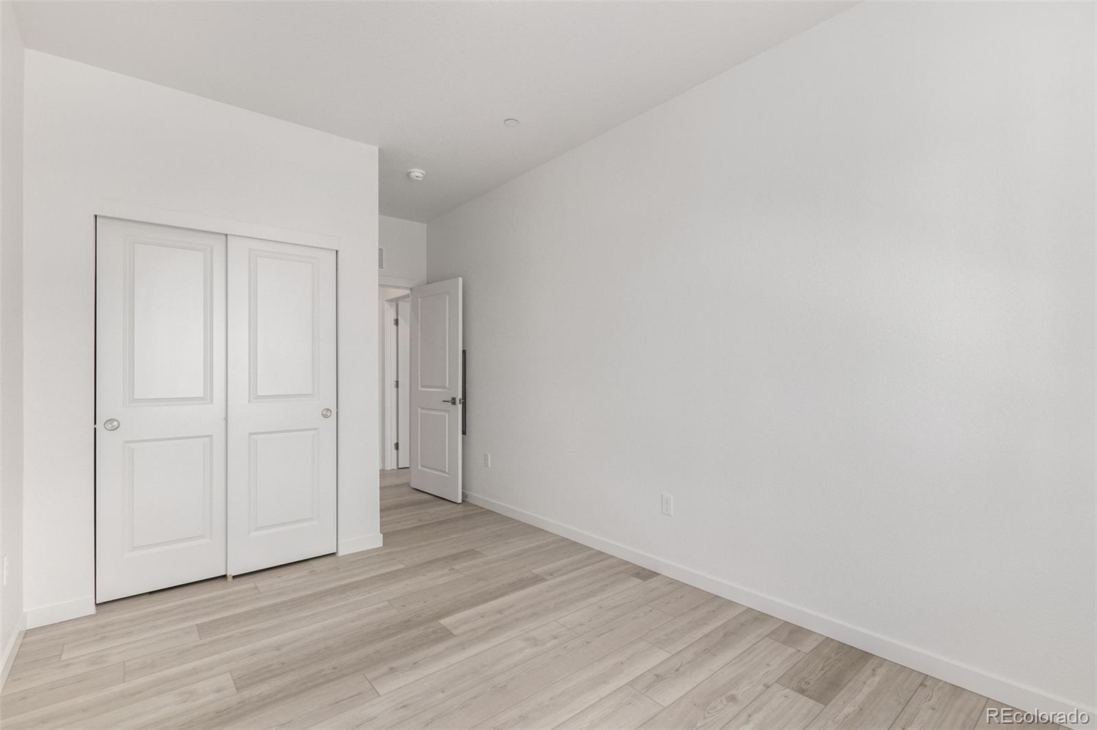 MLS Image #17 for 6153 n ceylon street,denver, Colorado