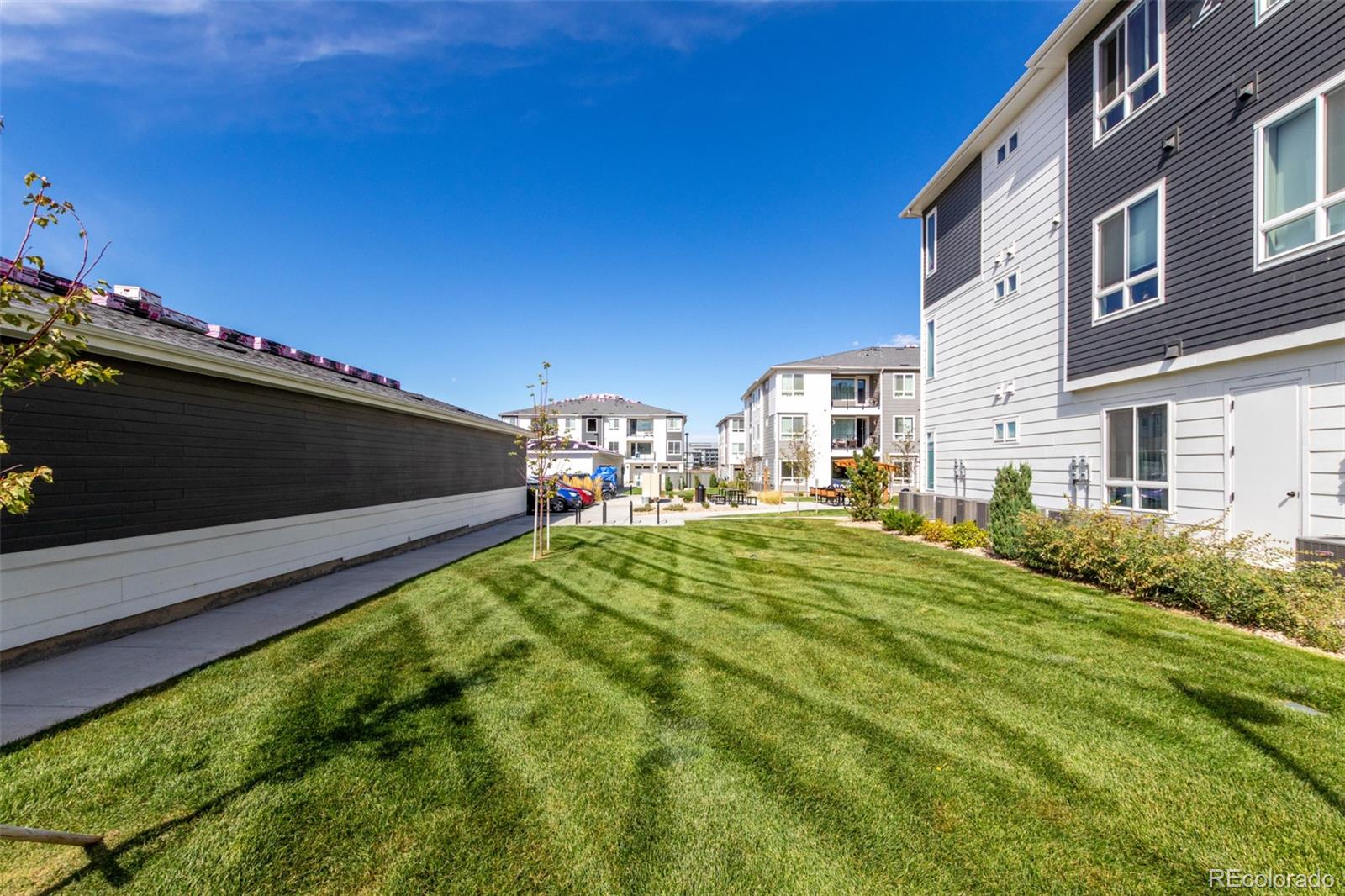 MLS Image #23 for 6153 n ceylon street,denver, Colorado