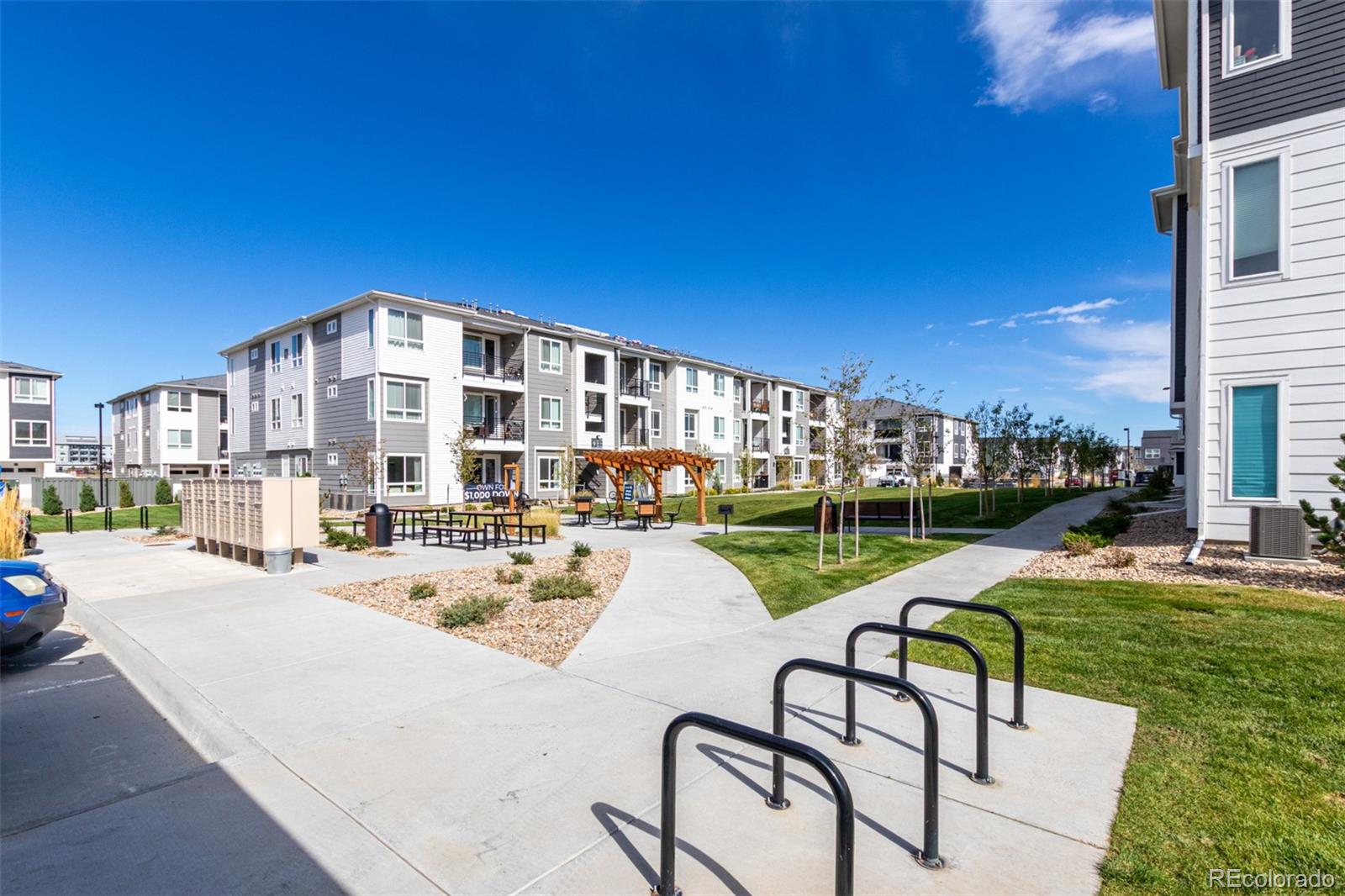 MLS Image #24 for 6153 n ceylon street,denver, Colorado