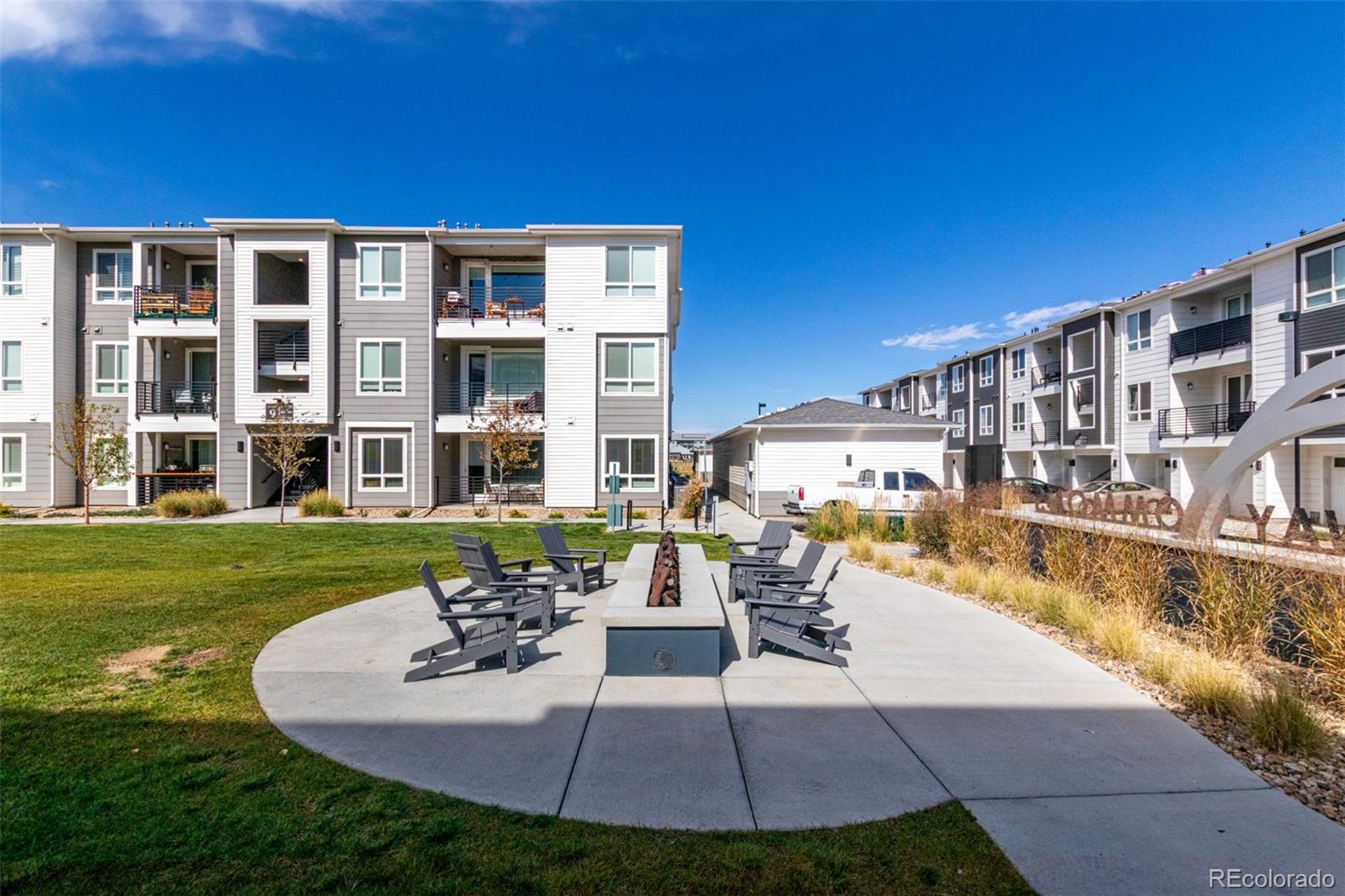 MLS Image #28 for 6153 n ceylon street,denver, Colorado