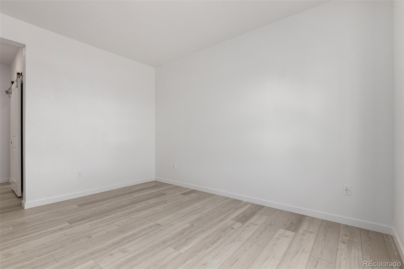 MLS Image #9 for 6153 n ceylon street,denver, Colorado
