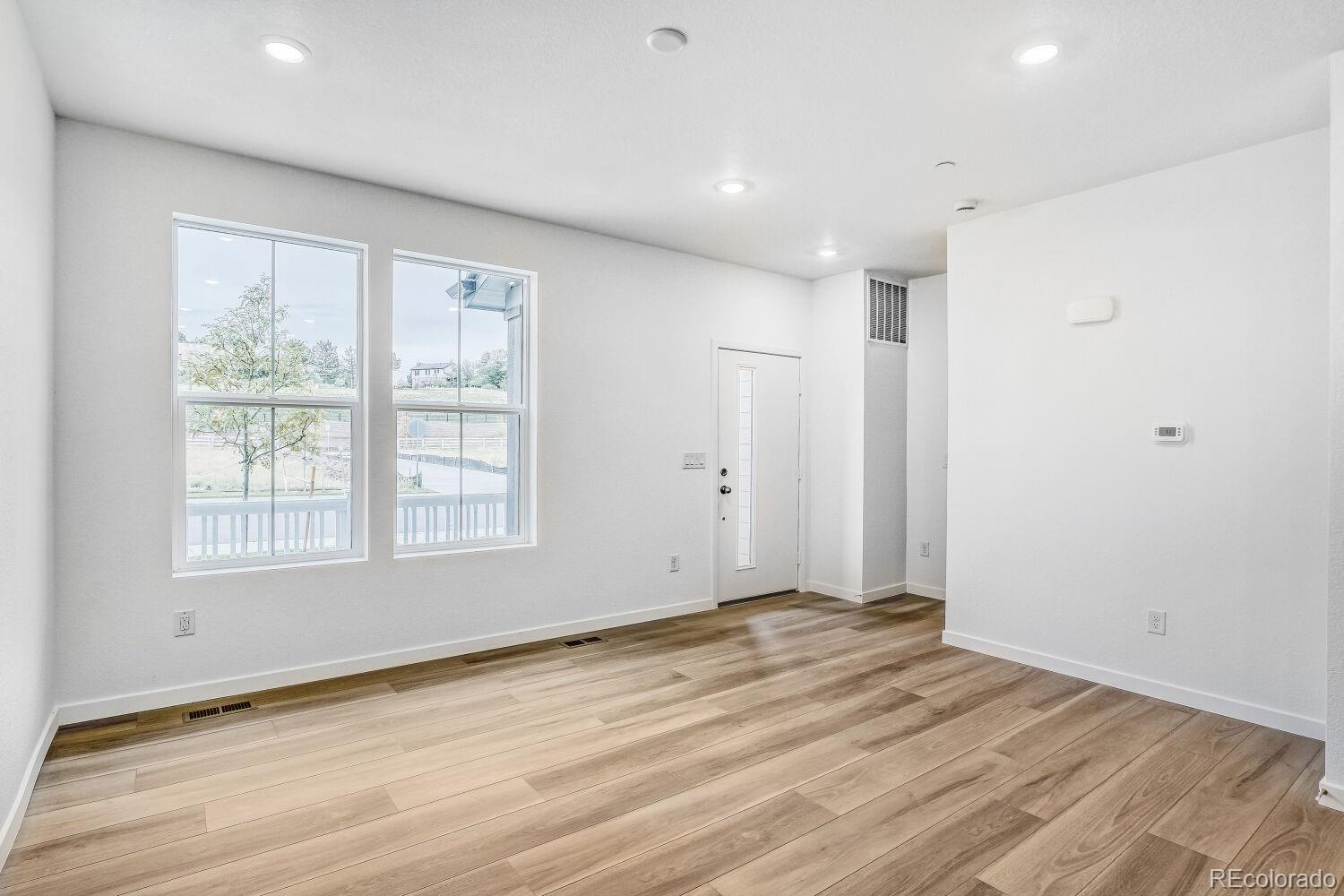 MLS Image #2 for 7667 s mobile way ,centennial, Colorado