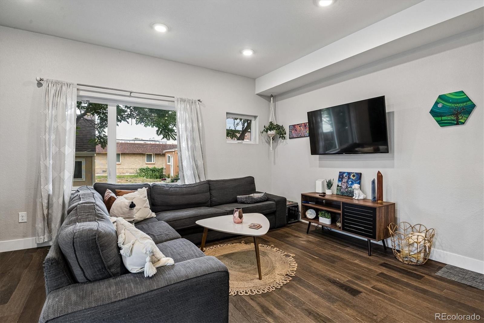 MLS Image #11 for 1369  knox court ,denver, Colorado