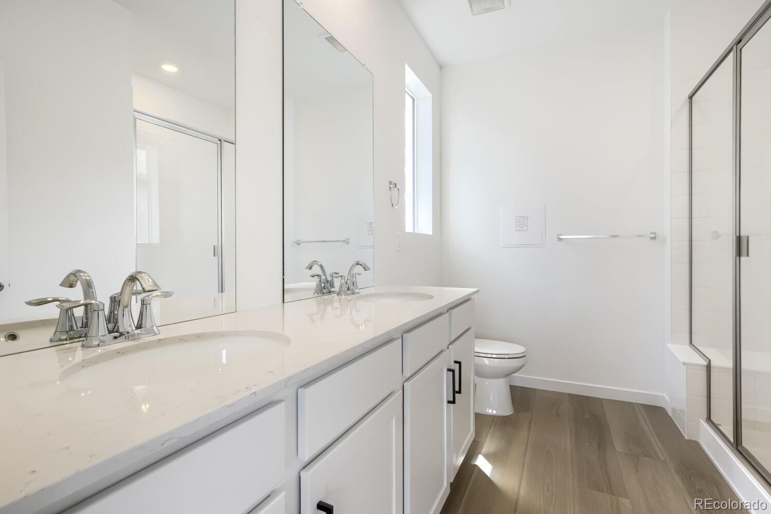 MLS Image #6 for 7635 s mobile way,centennial, Colorado