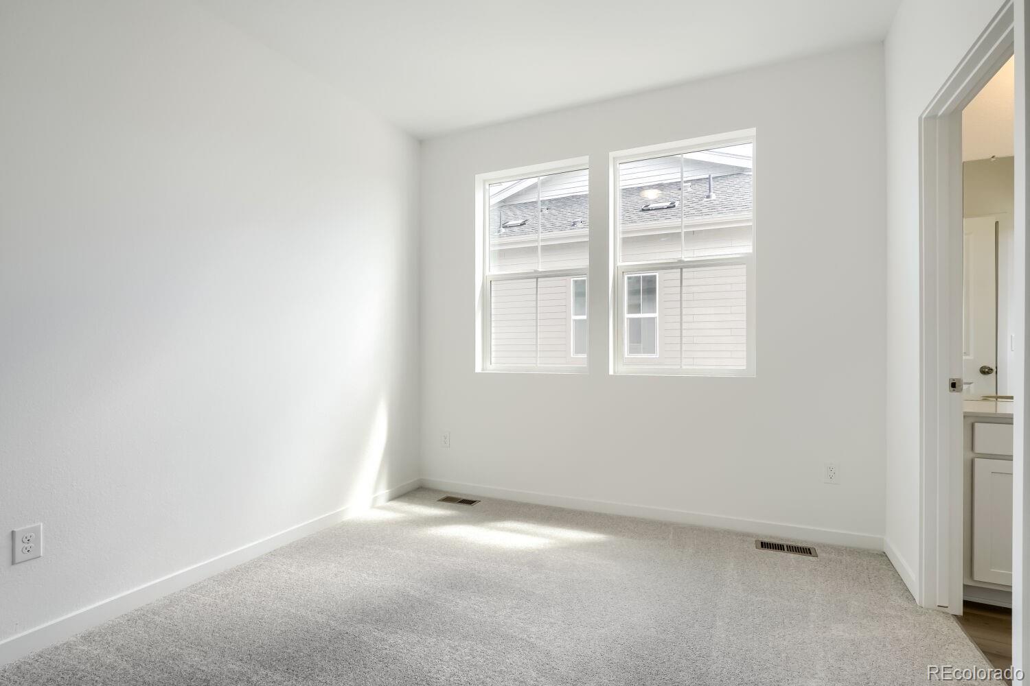 MLS Image #8 for 7635 s mobile way,centennial, Colorado