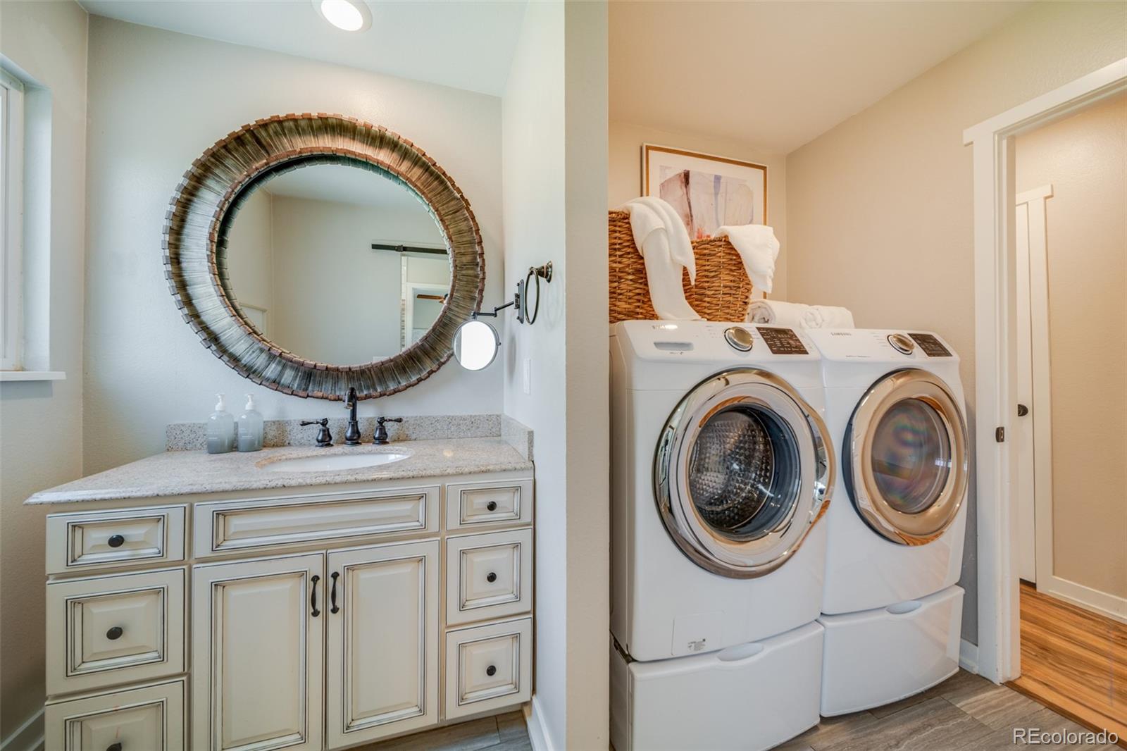 MLS Image #9 for 11397 e virginia drive,aurora, Colorado