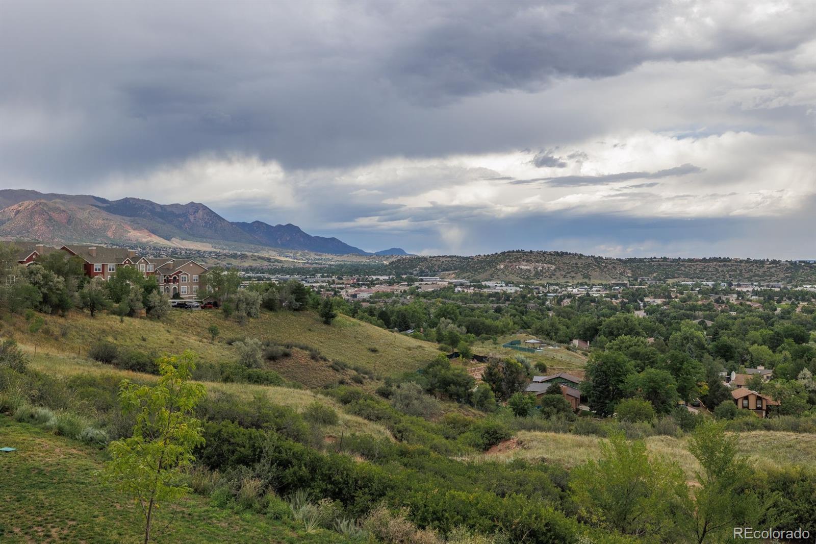 MLS Image #14 for 930  hook grove,colorado springs, Colorado