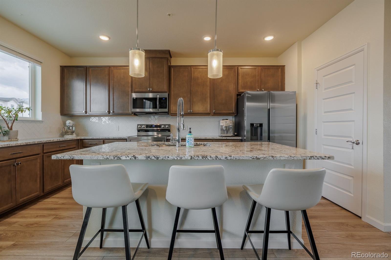 MLS Image #20 for 930  hook grove,colorado springs, Colorado