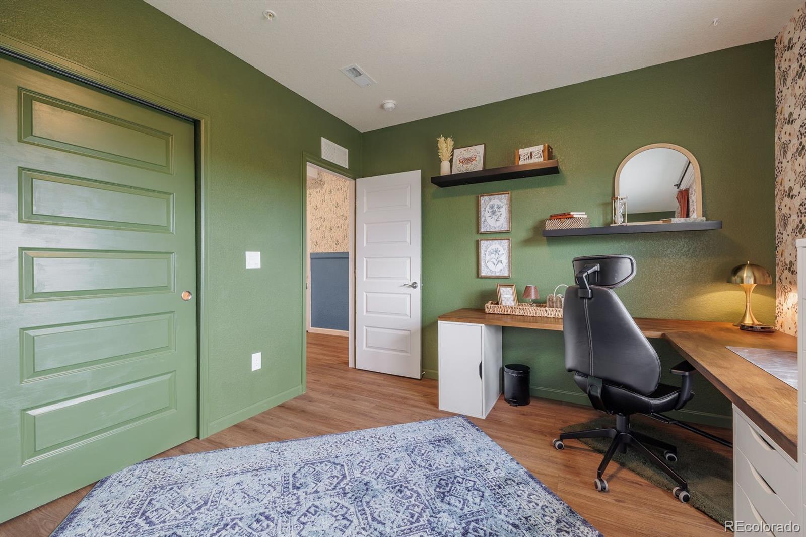 MLS Image #6 for 930  hook grove,colorado springs, Colorado