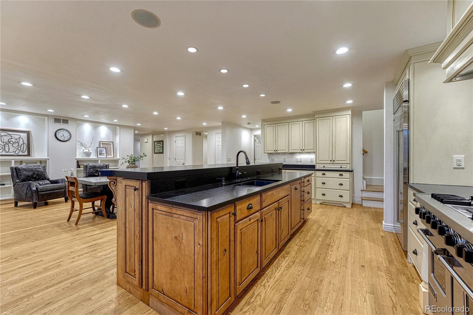 MLS Image #9 for 17745 e jamison avenue,aurora, Colorado
