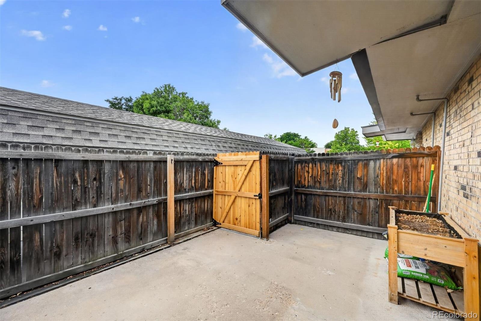 MLS Image #16 for 1536 s pierson street,denver, Colorado