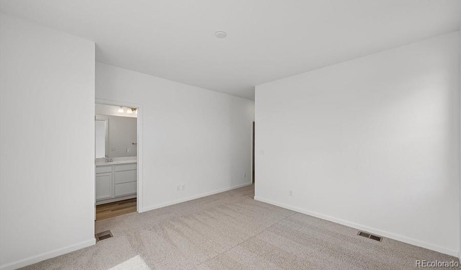 MLS Image #16 for 21381 e 67th avenue,aurora, Colorado