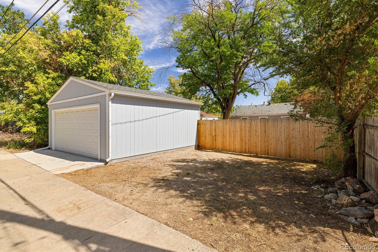 MLS Image #18 for 929  yates street,denver, Colorado