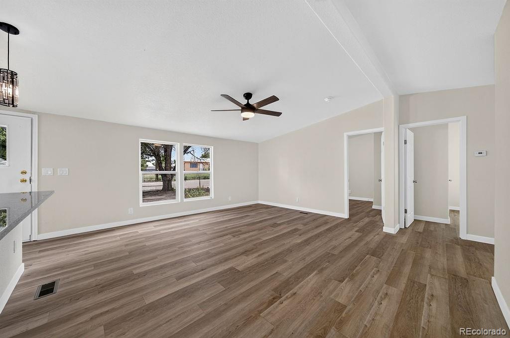 MLS Image #4 for 713  santa barbara avenue,pueblo, Colorado