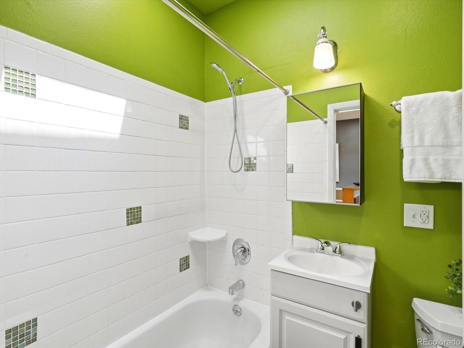 MLS Image #8 for 26 e bayaud avenue,denver, Colorado