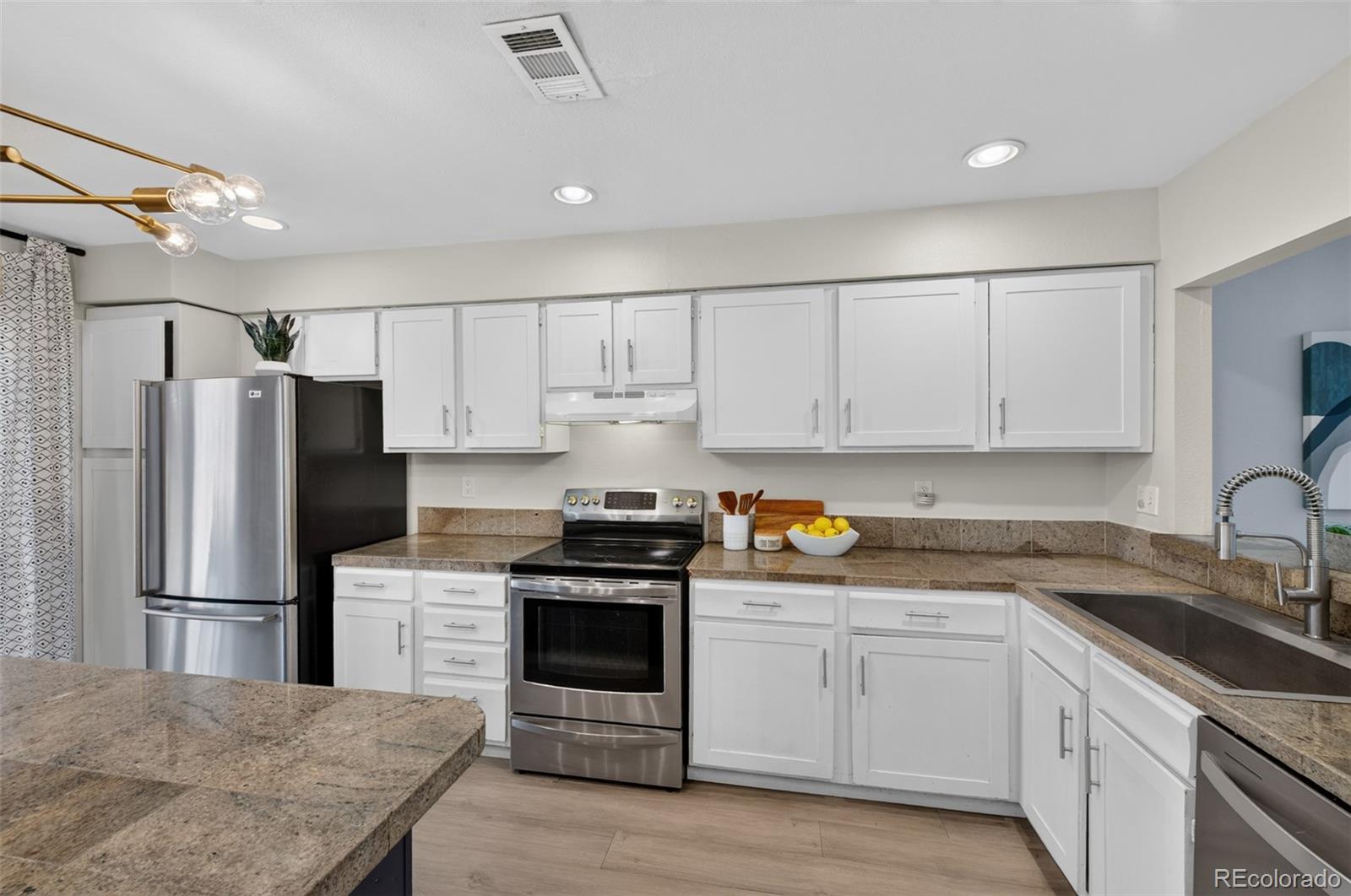 MLS Image #13 for 1306 s carson way,aurora, Colorado