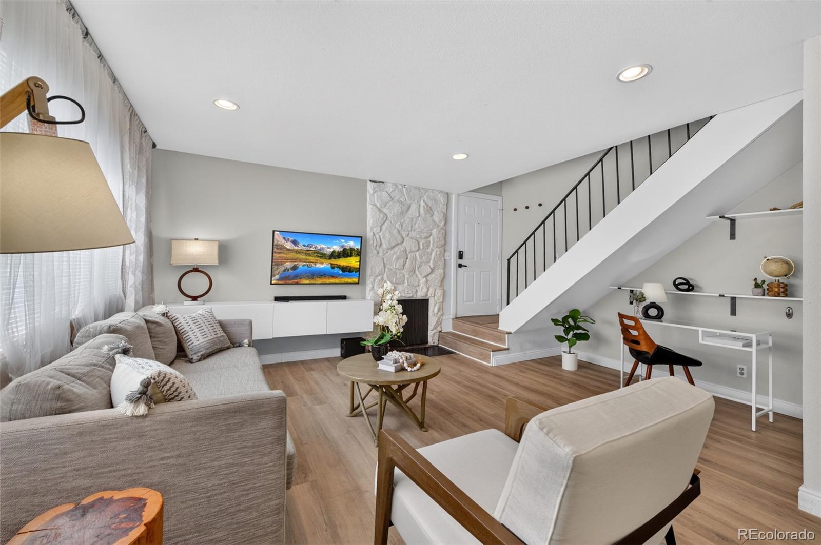 MLS Image #3 for 1306 s carson way,aurora, Colorado