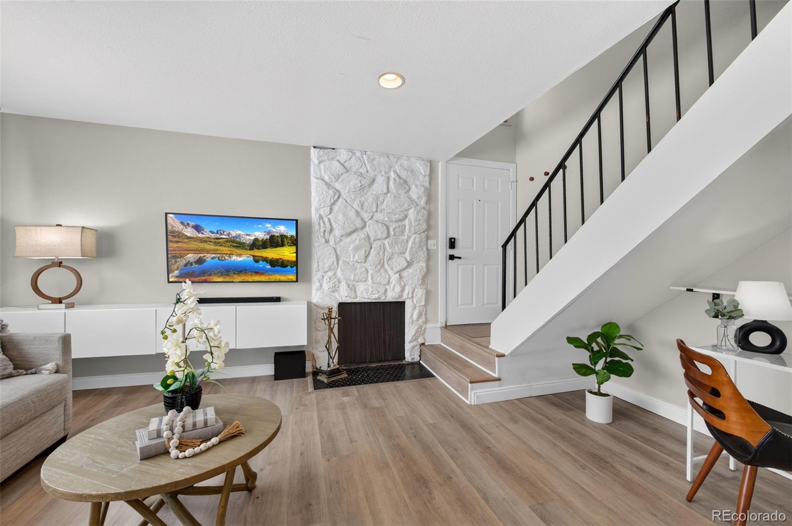 MLS Image #4 for 1306 s carson way,aurora, Colorado