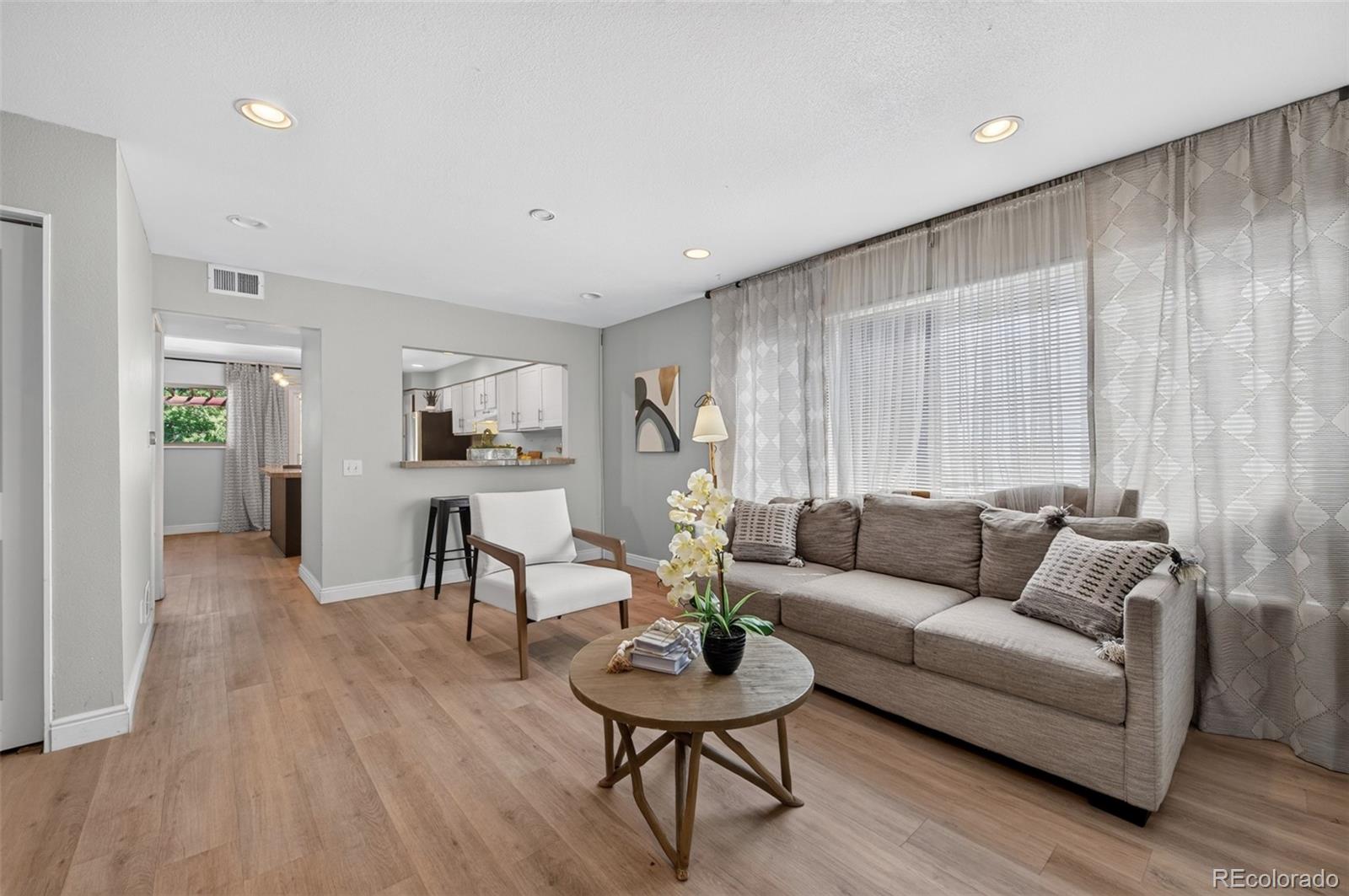 MLS Image #5 for 1306 s carson way,aurora, Colorado