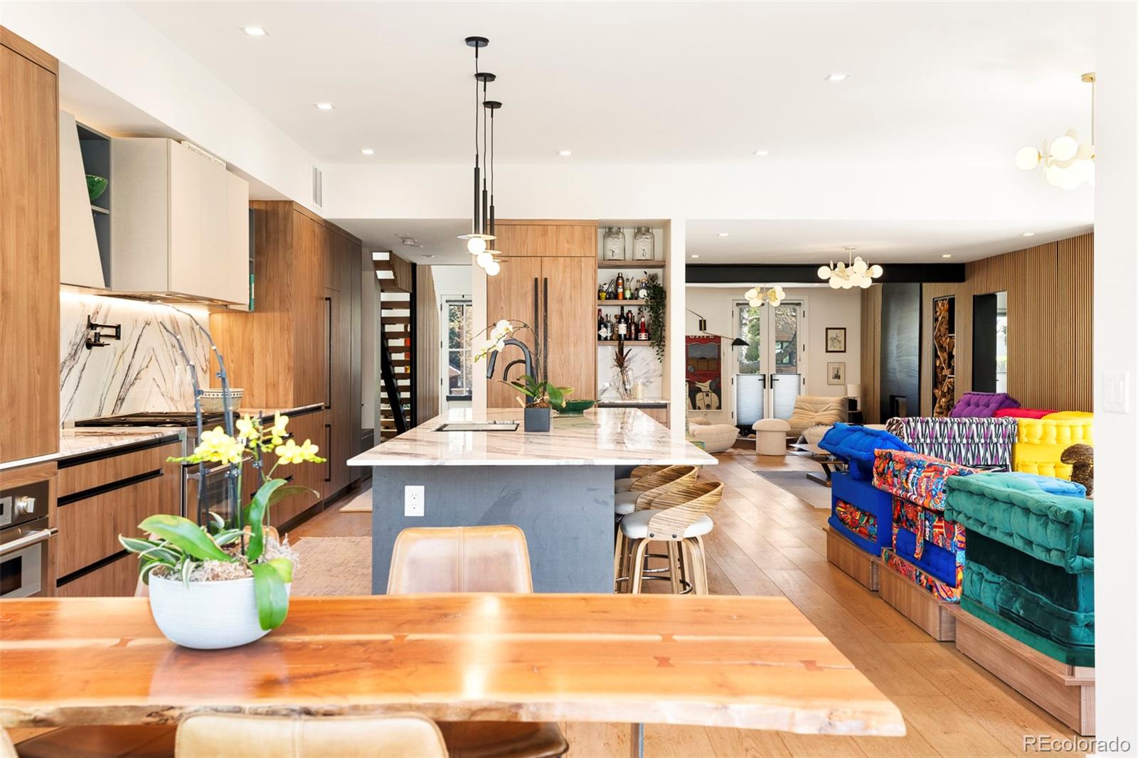 MLS Image #13 for 431  elm street,denver, Colorado