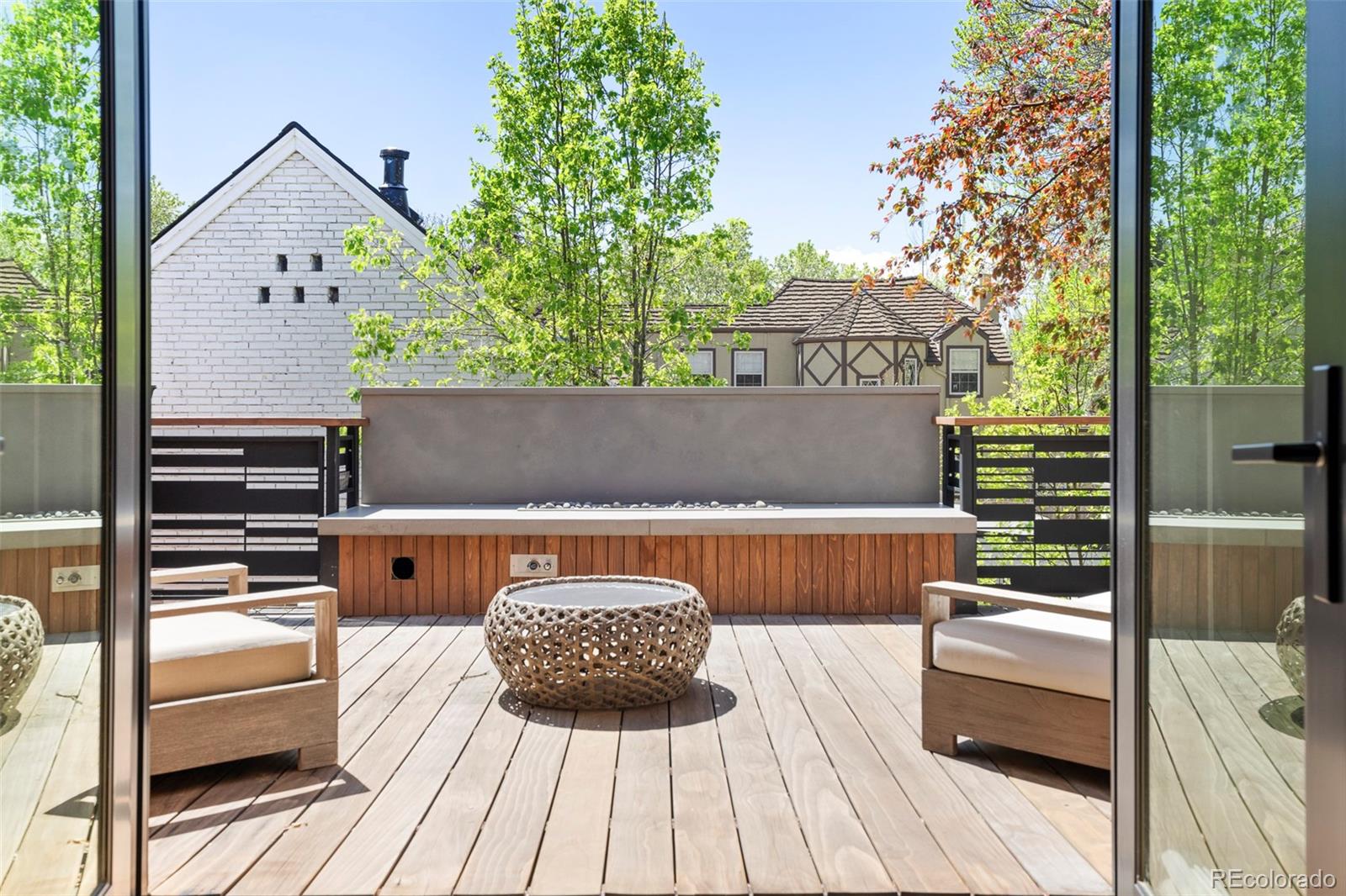 MLS Image #21 for 431  elm street,denver, Colorado