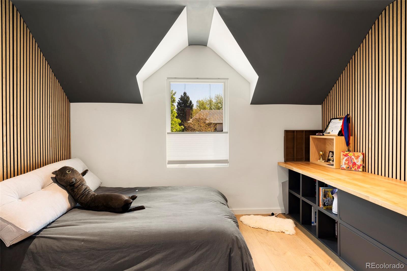 MLS Image #28 for 431  elm street,denver, Colorado