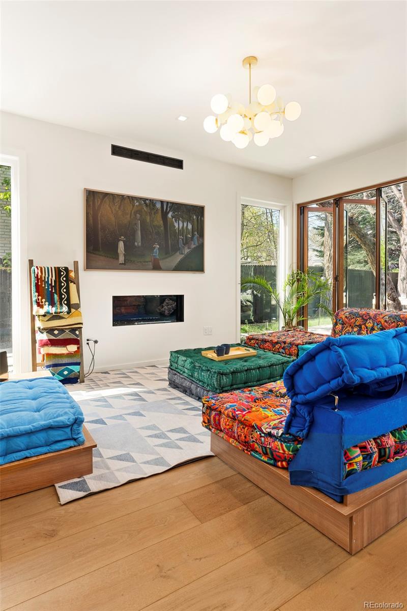 MLS Image #9 for 431  elm street,denver, Colorado
