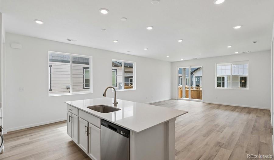 MLS Image #10 for 6573 n malta street,aurora, Colorado